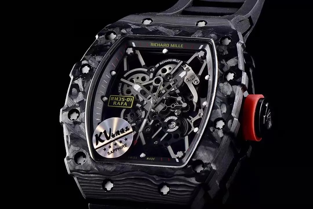 RM 35-01 Black Bezel Red Markers Black Rubber Strap KV RUML3