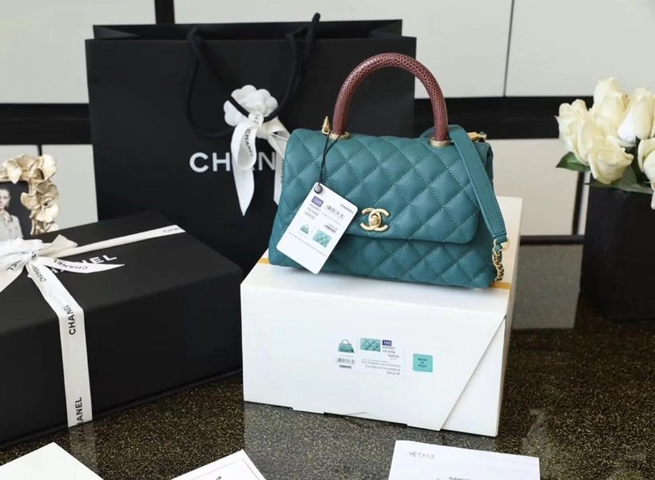 Chanel Medium Flap Bag With Top Handle Teal For Women, Womens Handbags, Shoulder And Crossbody Bags 9in/23cm A92990