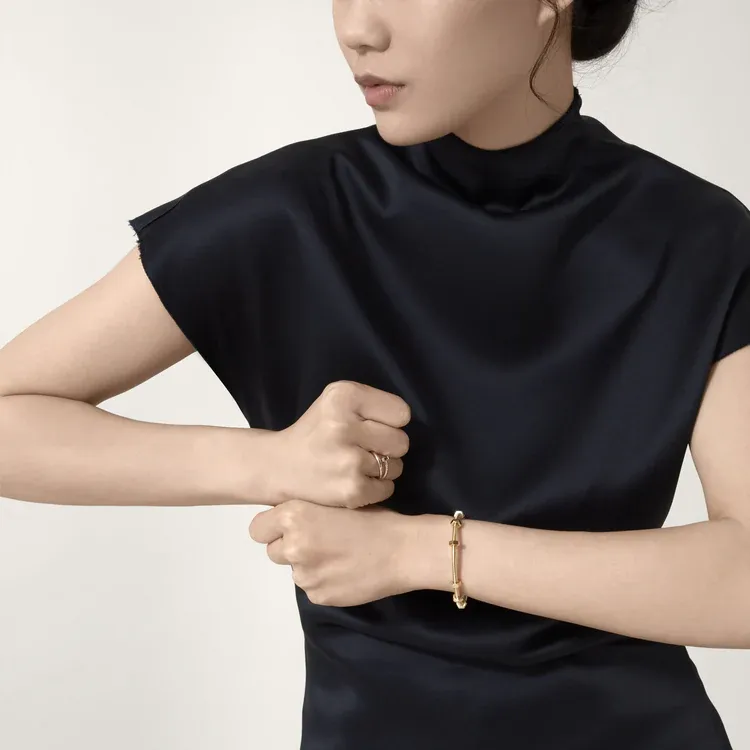 ECROU DE CARTIER BRACELET