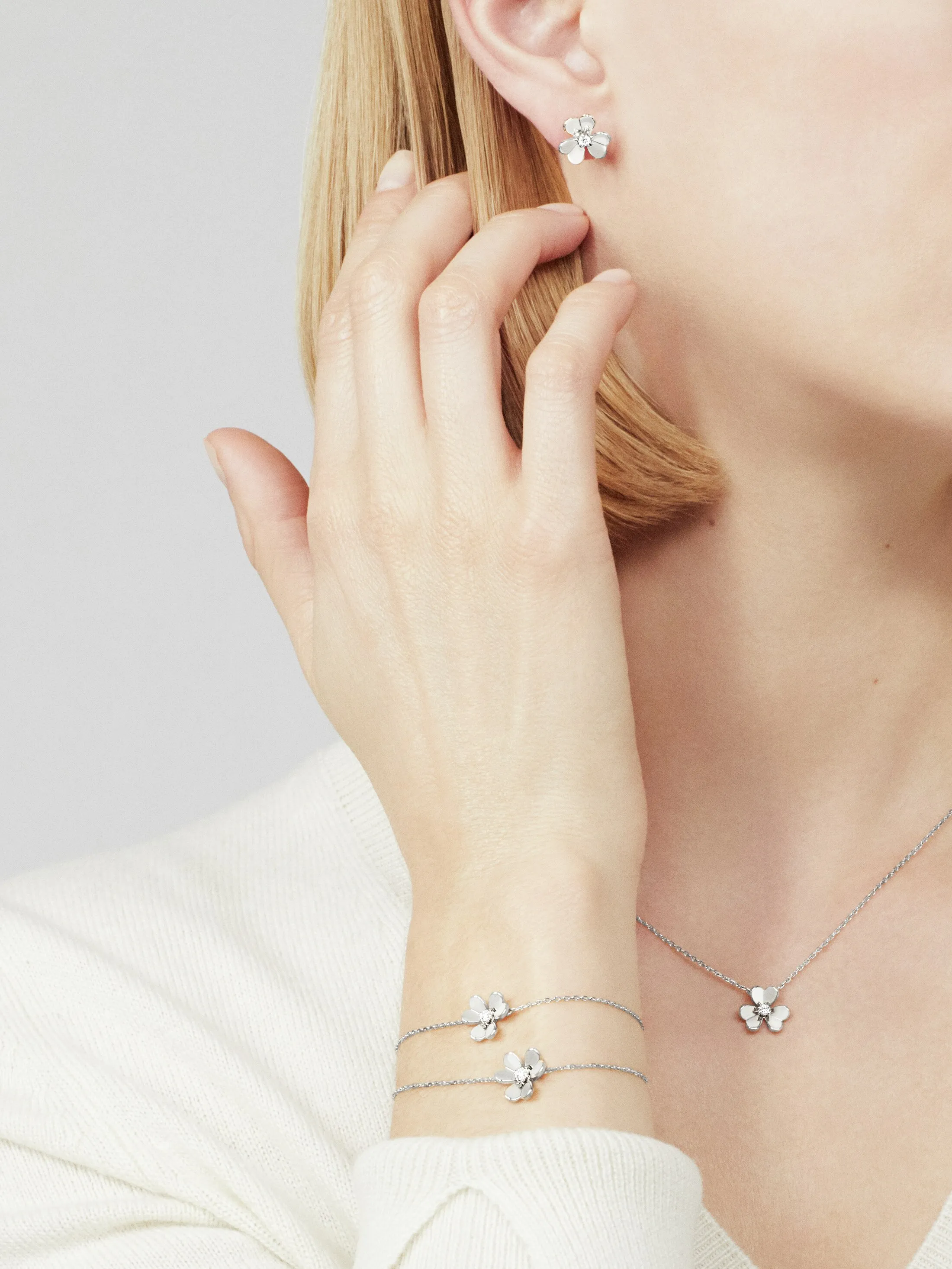 Frivole bracelet, mini model white gold