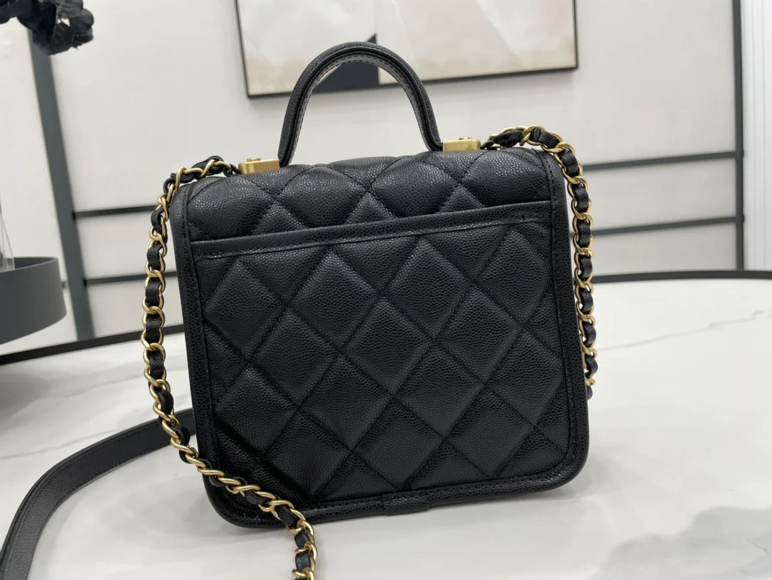 Chanel 22K Flap Bag Black For Women, Women’s Bags 8.1in/20.5cm