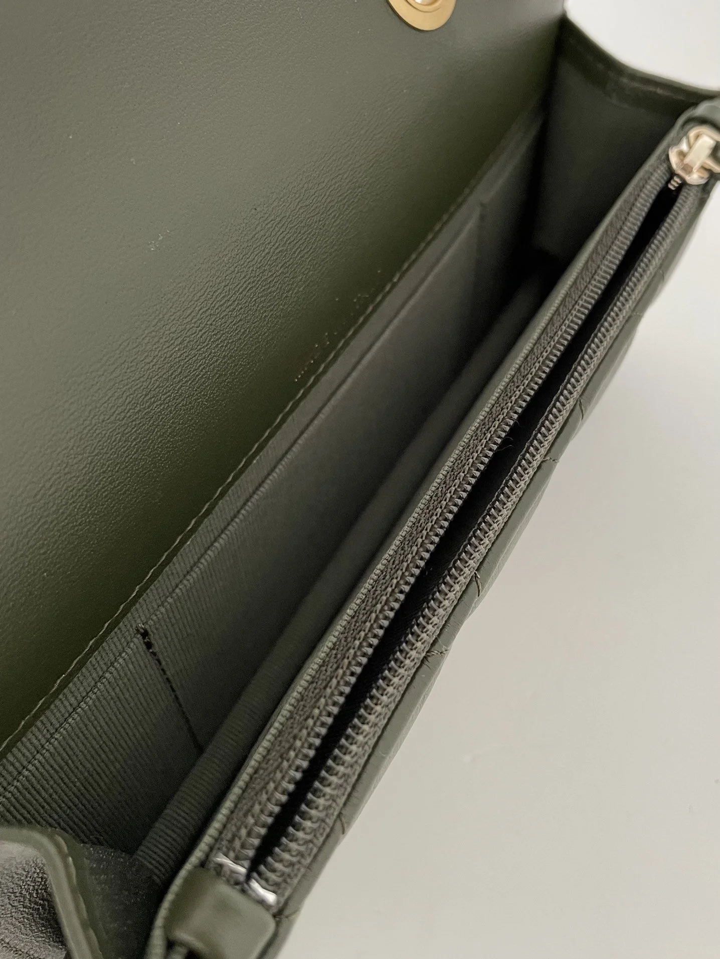 Chanel Wallet With Strap Dark Green For Women, Women’s Bags 6.7in/17cm