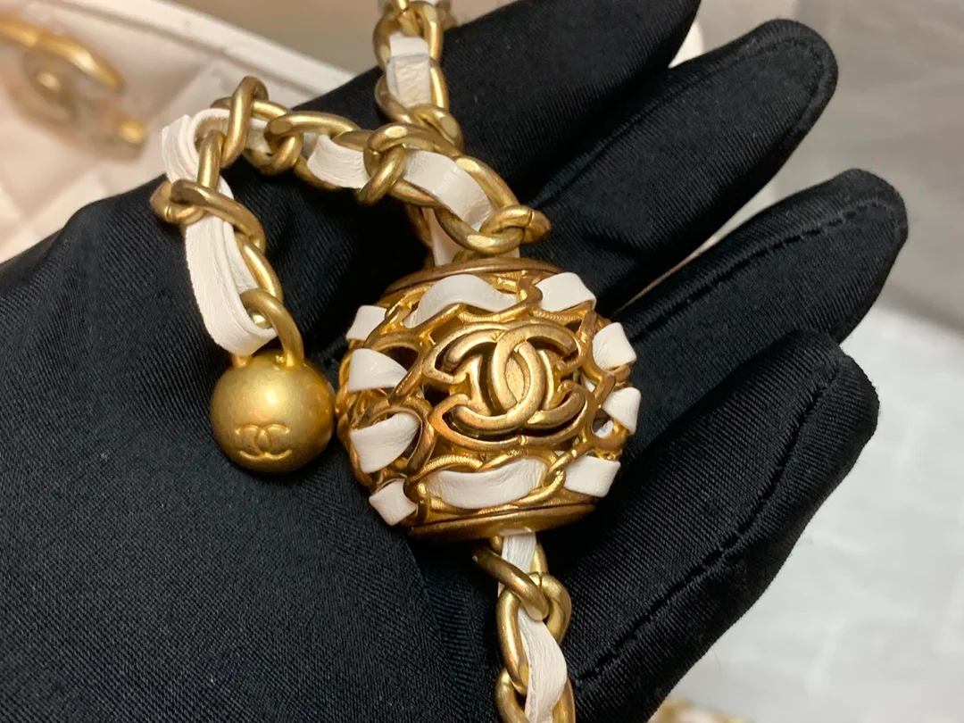 Chanel Hobo Handbag White Bag For Women 16cm/6in