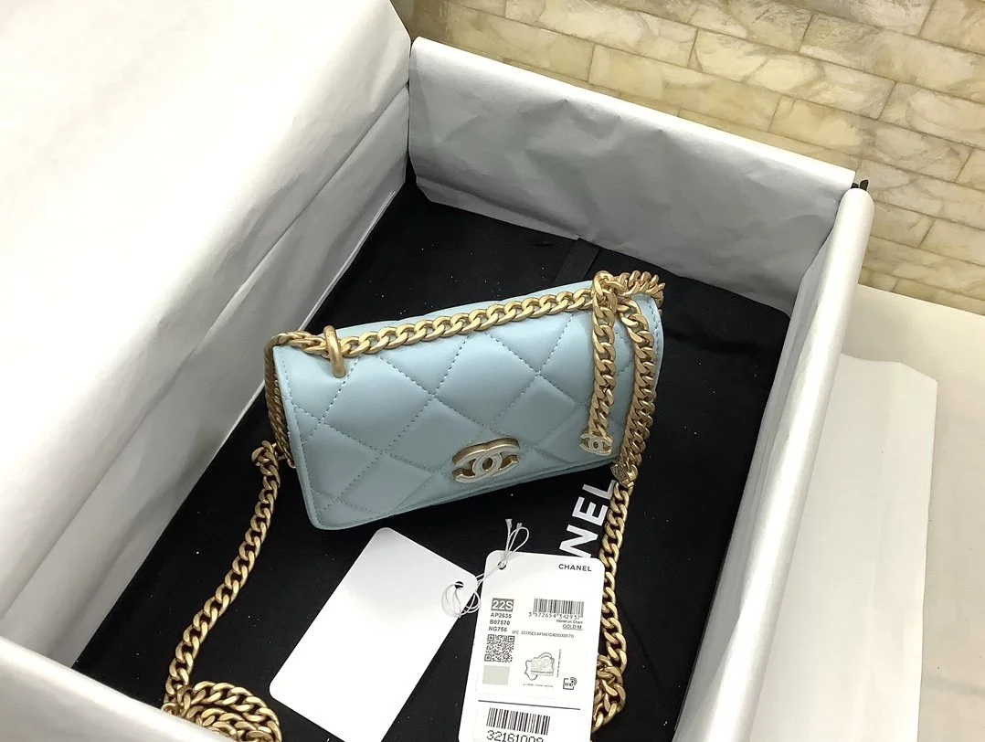 Chanel Spring And Summer 22C Turquoise For Women, Women’s Bags 6.1in/15.5cm