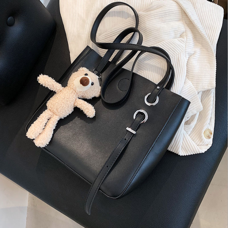 Large Capacity Toth Bag 2022 New Retro One-shoulder Armpit Bag