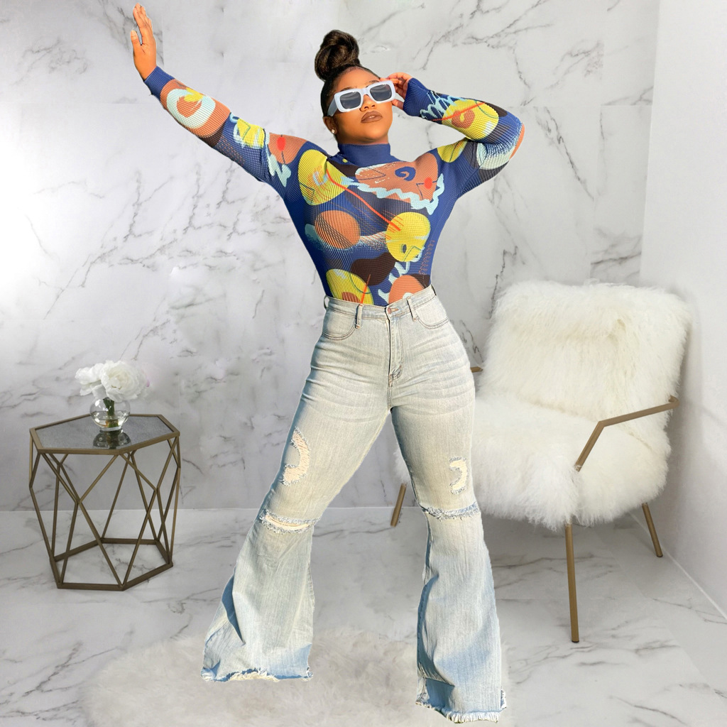 Fashionable wide leg high waist jeans flared pants