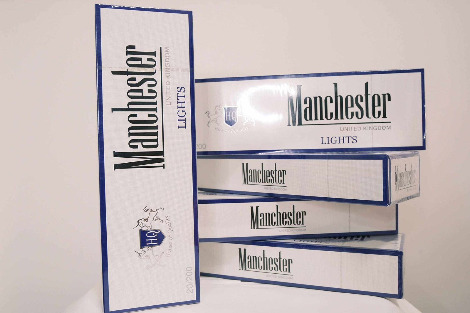 Manchester Lights Cigarette（1 Carton）