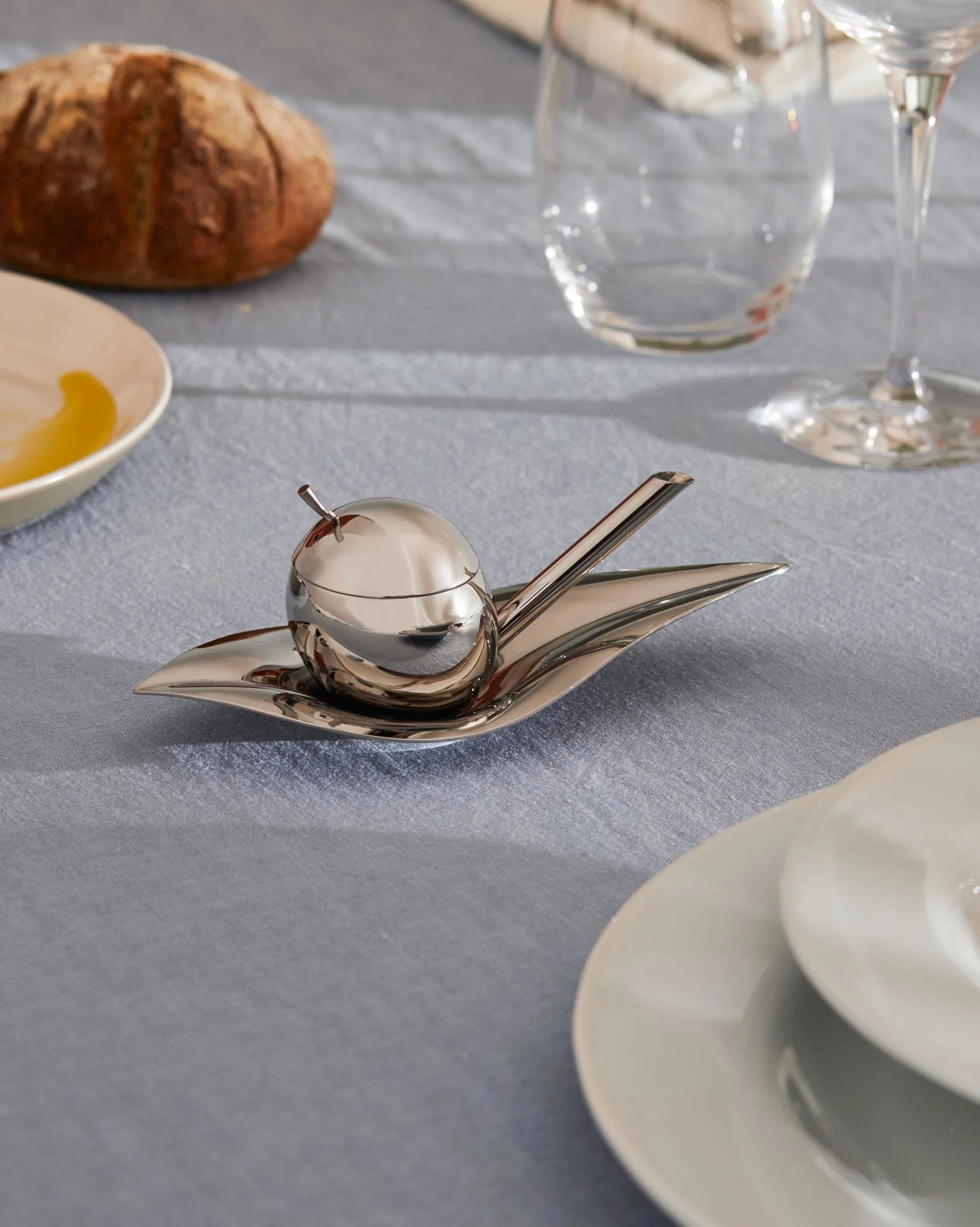 Taste-huile Olive oil taster Design Lorenzo Piccione di Pianogrillo, Köbi Wiesendanger