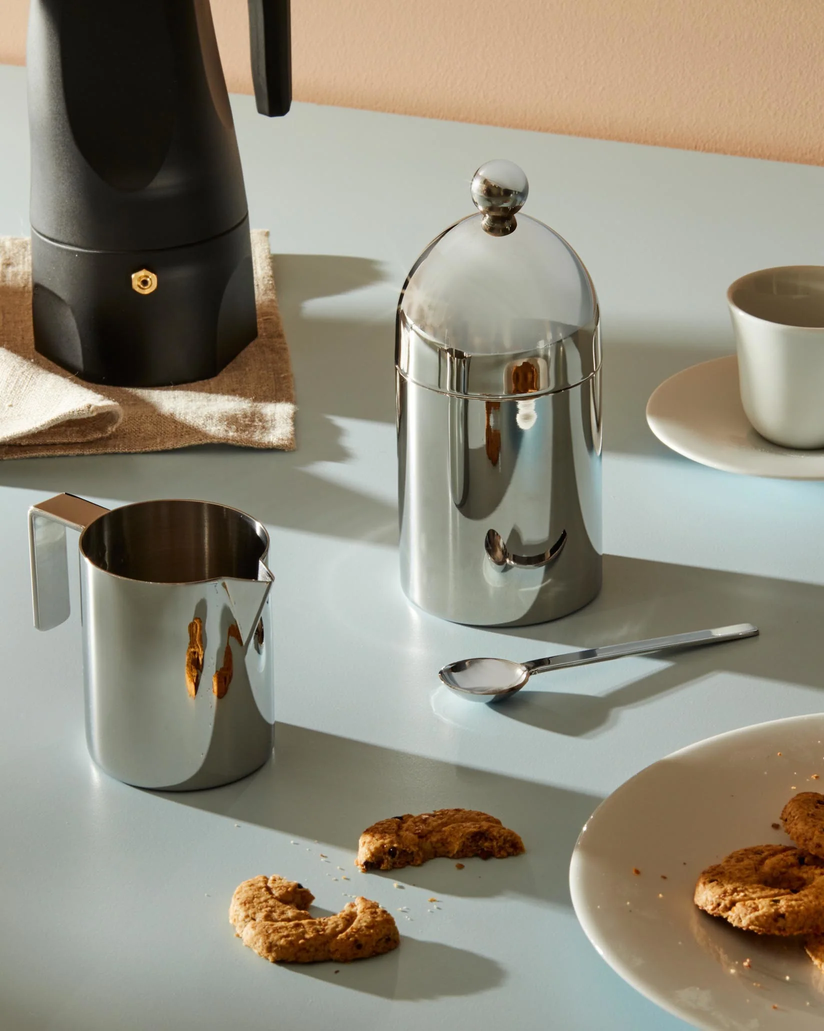 90024 Sugar bowl with spoon Design Aldo Rossi