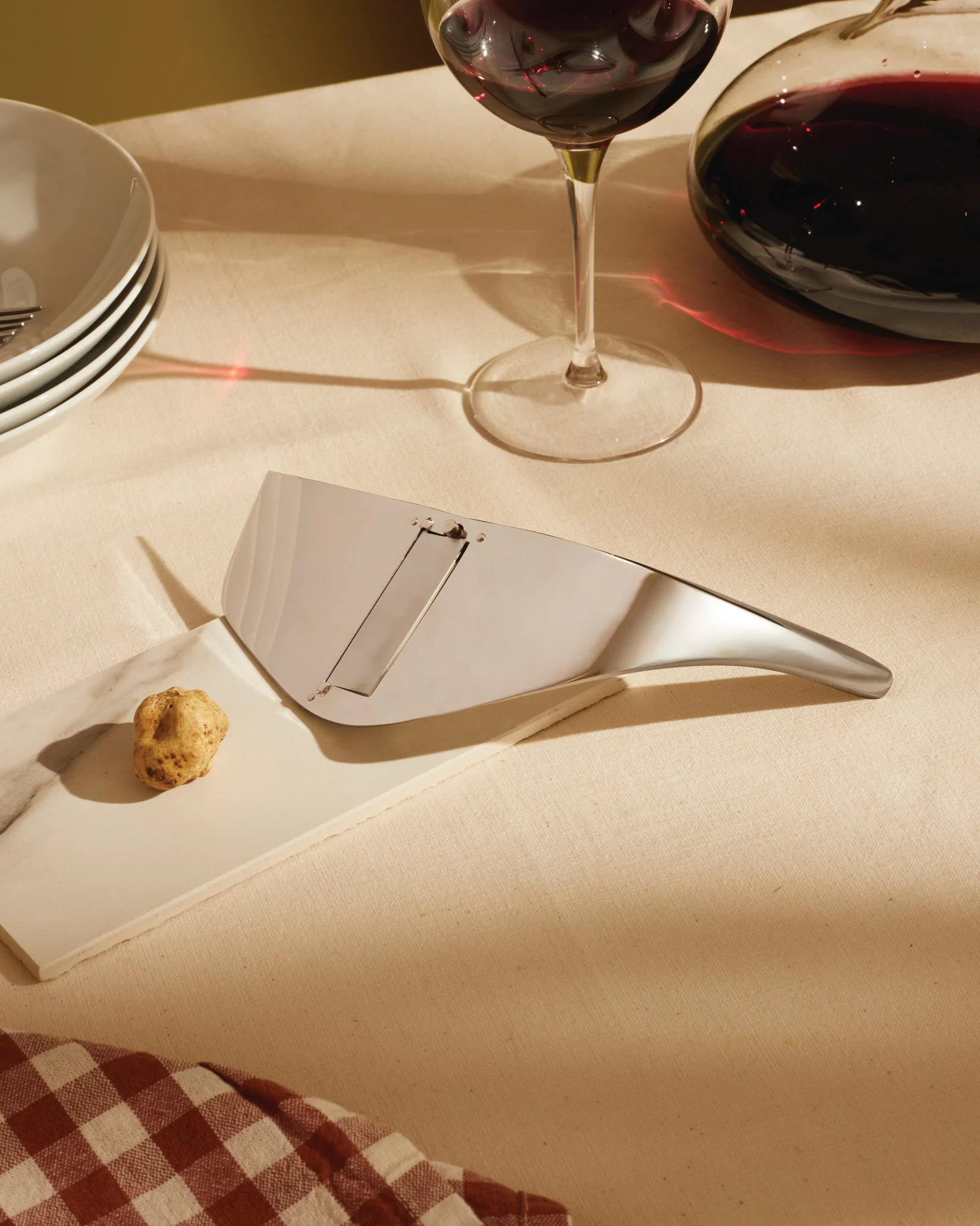 Alba Truffle slicer Design Ben van Berkel / UNStudio