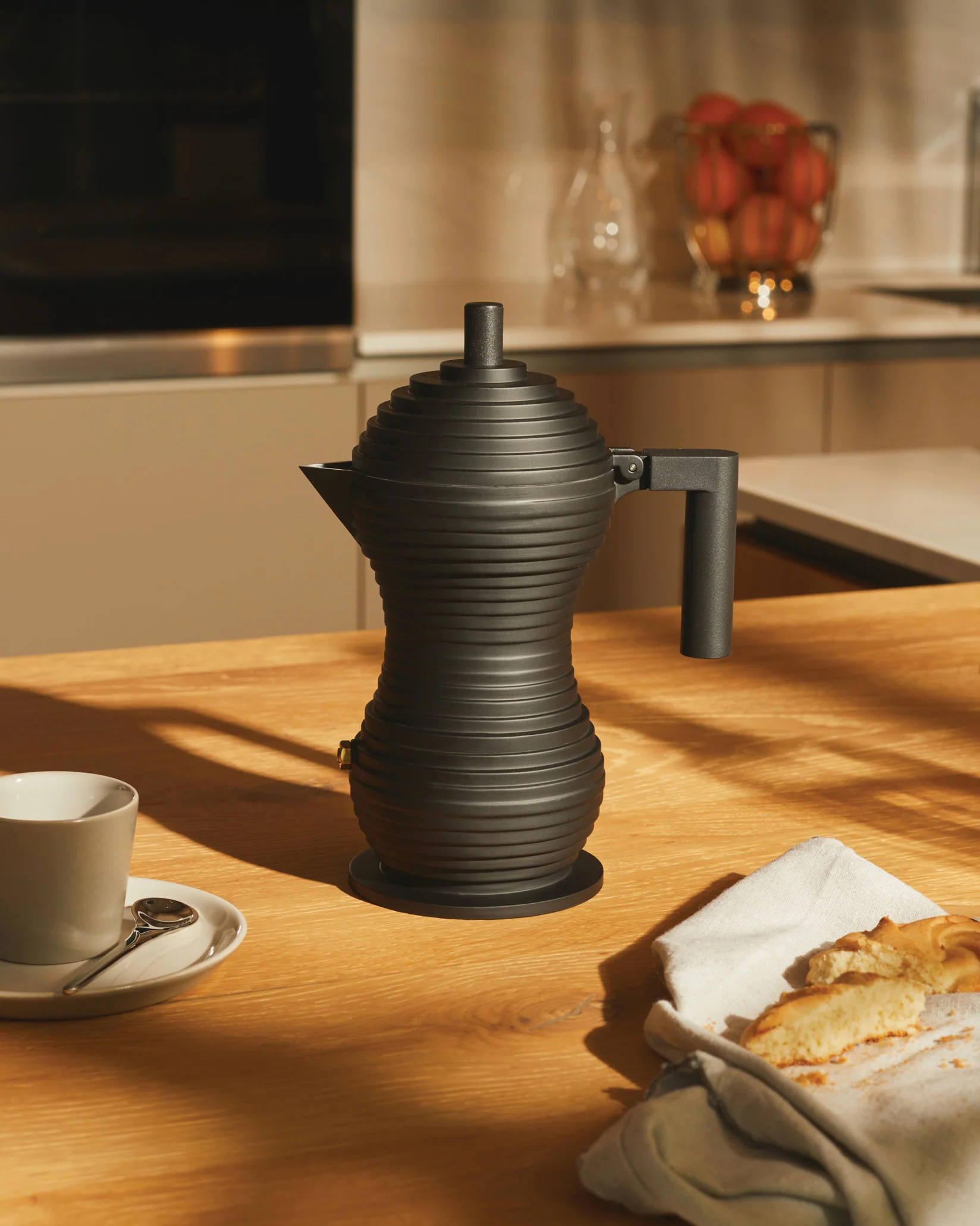 Pulcina Espresso coffee maker Design Michele De Lucchi
