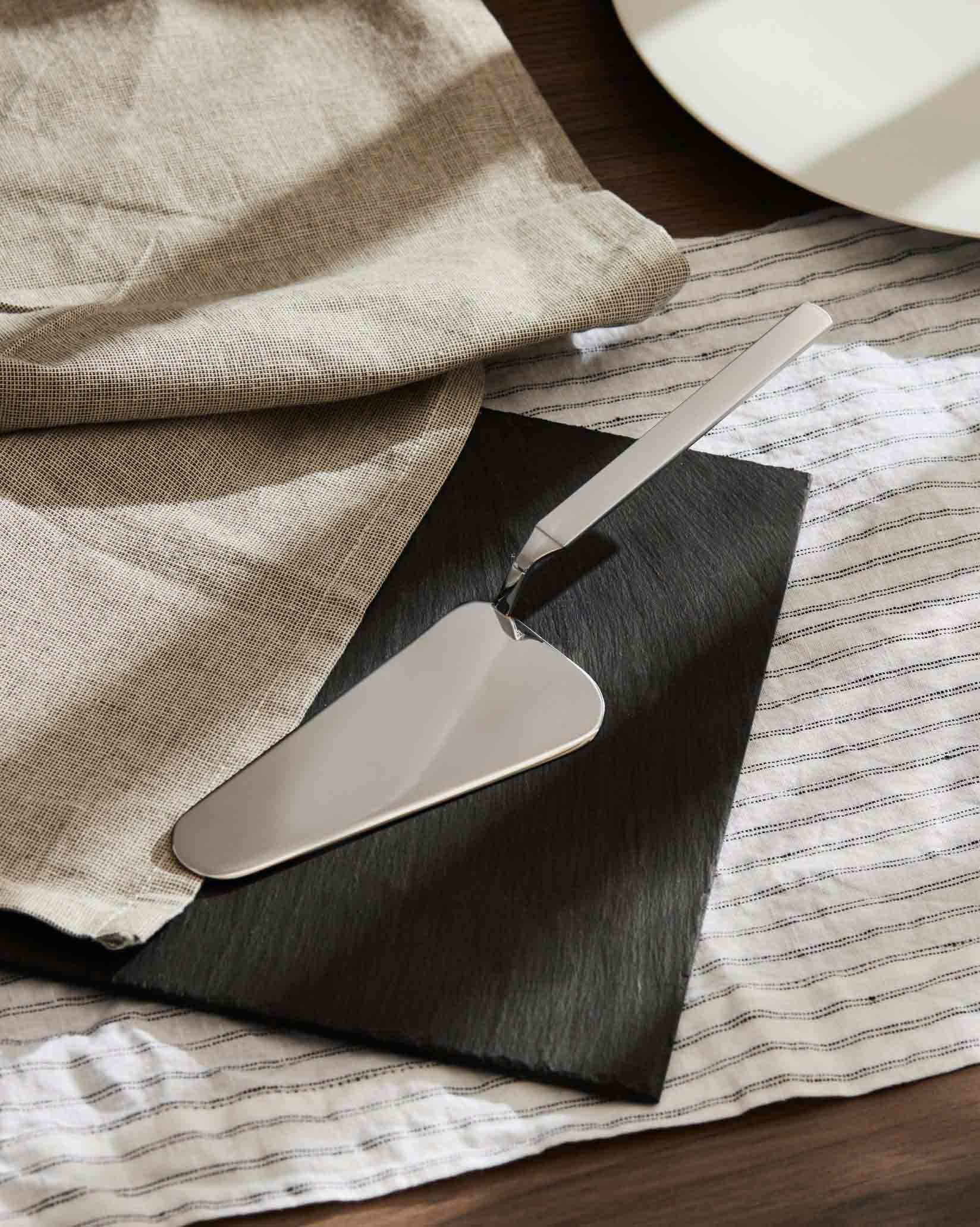 Dry Cake server Design Achille Castiglioni