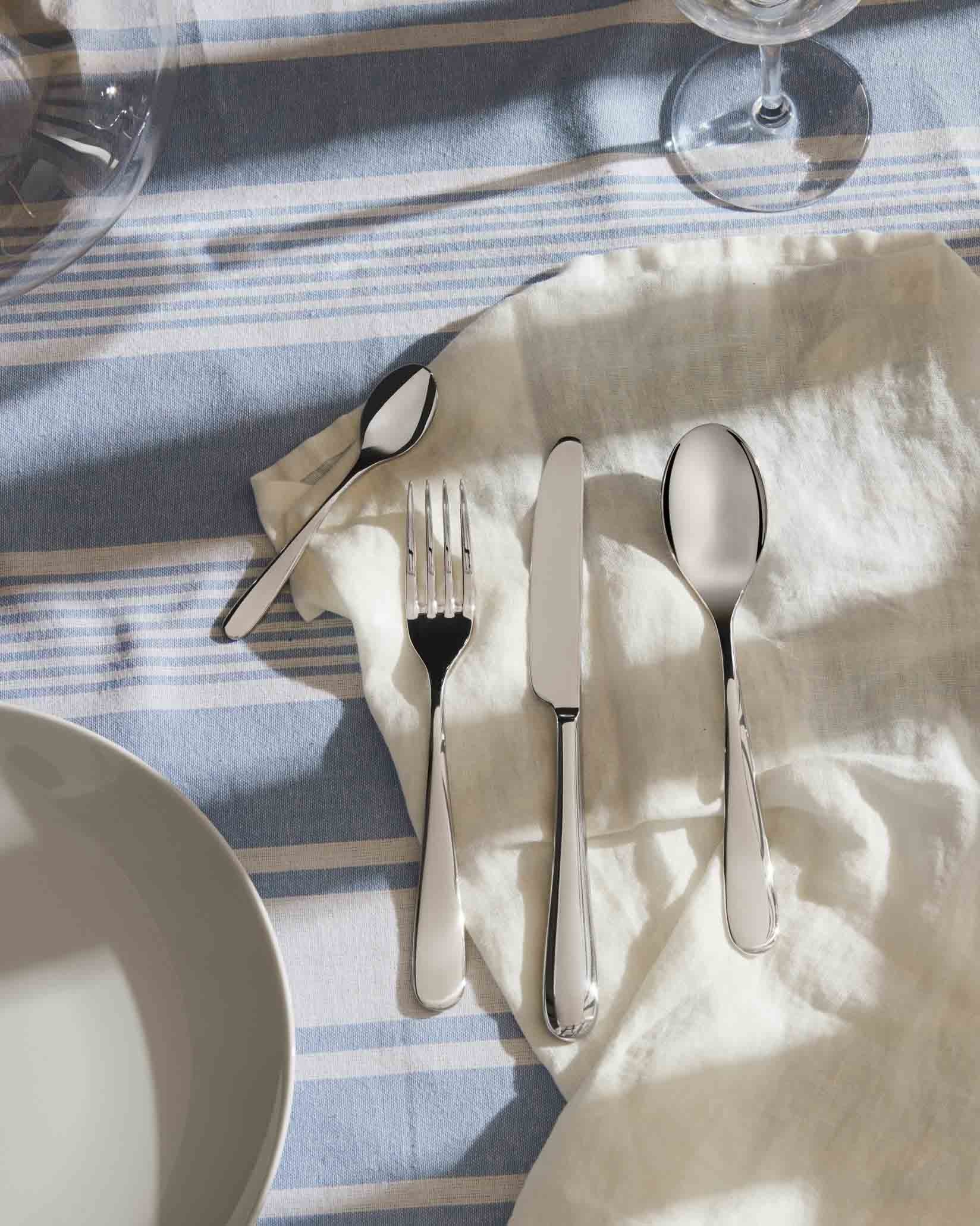 Nuovo Milano Cutlery set 24 pieces Design Ettore Sottsass