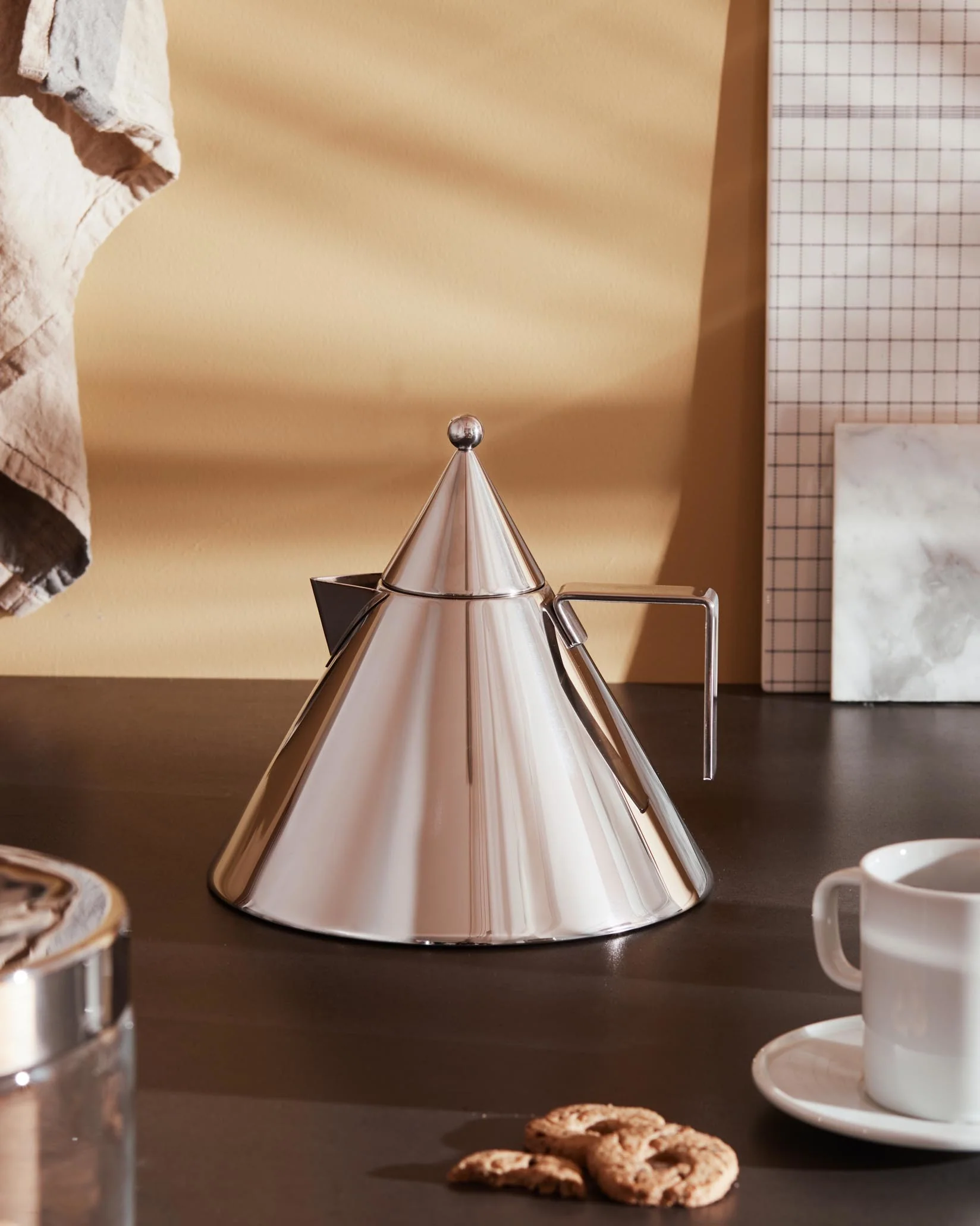 Il conico Kettle Design Aldo Rossi