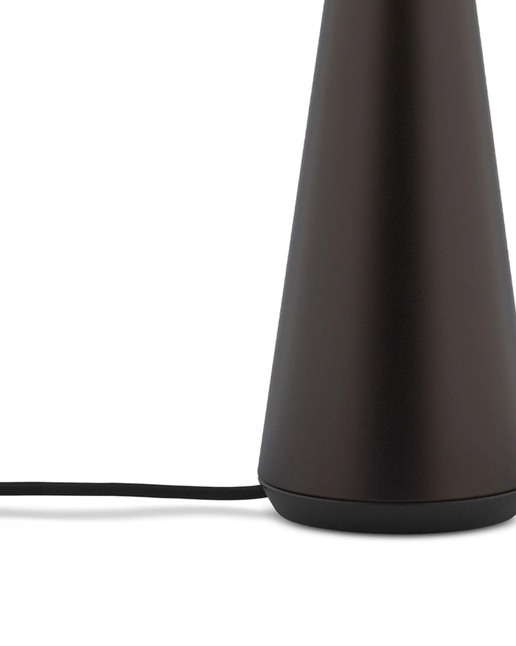 Bedin Table lamp Design Alessandro Stabile