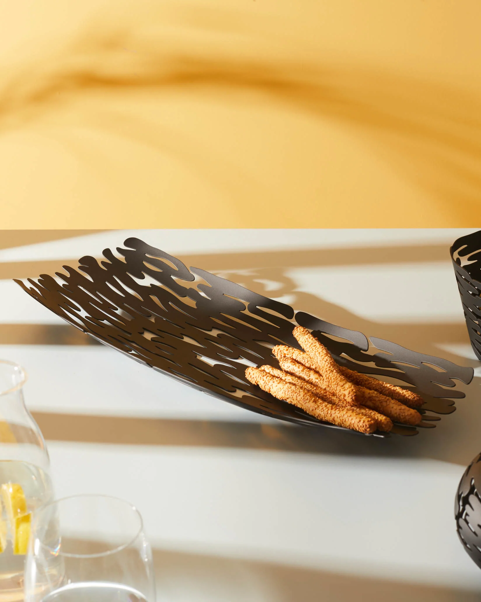 Bark Centrepiece Design Boucquillon & Maaoui