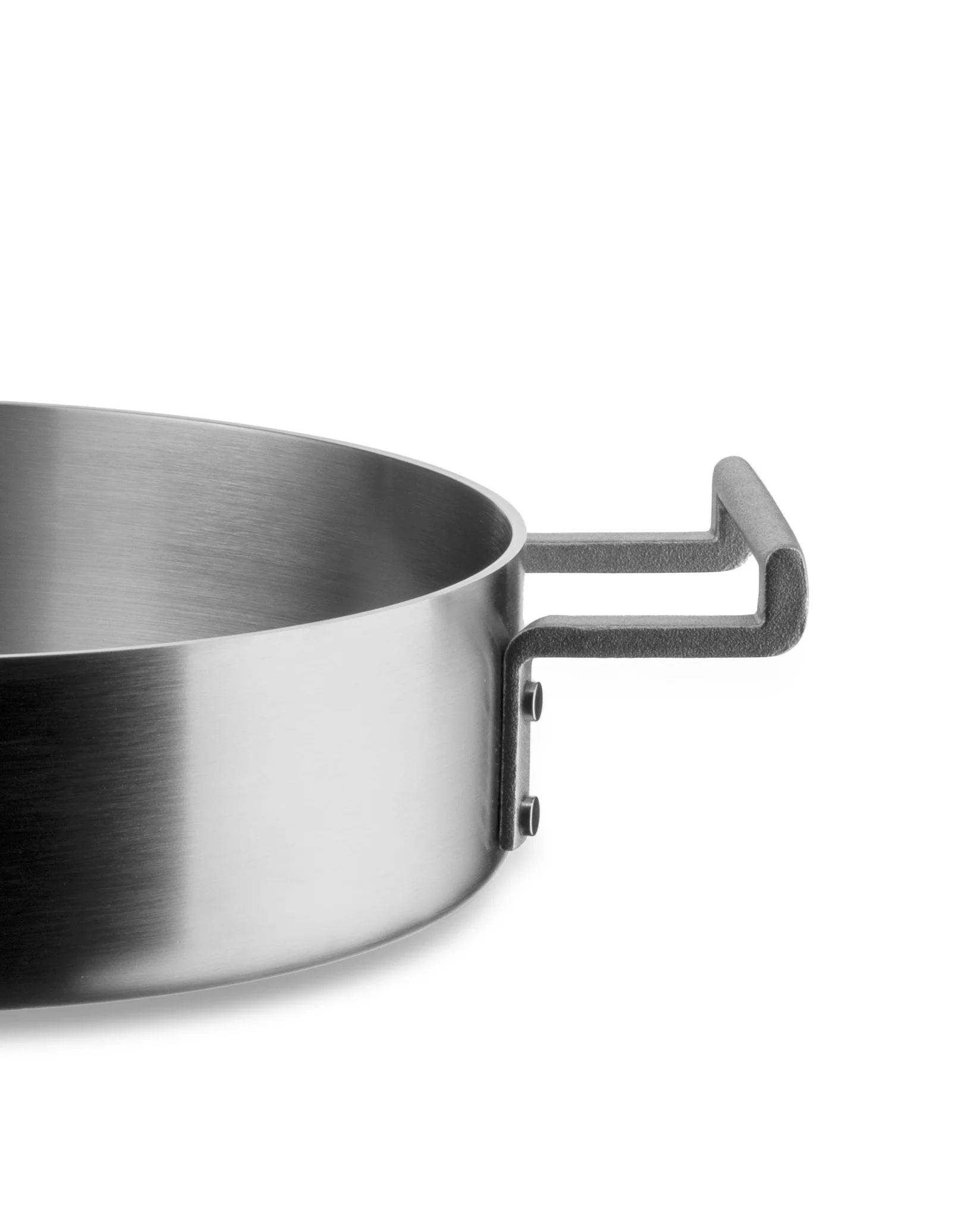 Convivio Low casserole with two handles Design David Chipperfield , Consultant Pietro Leemann