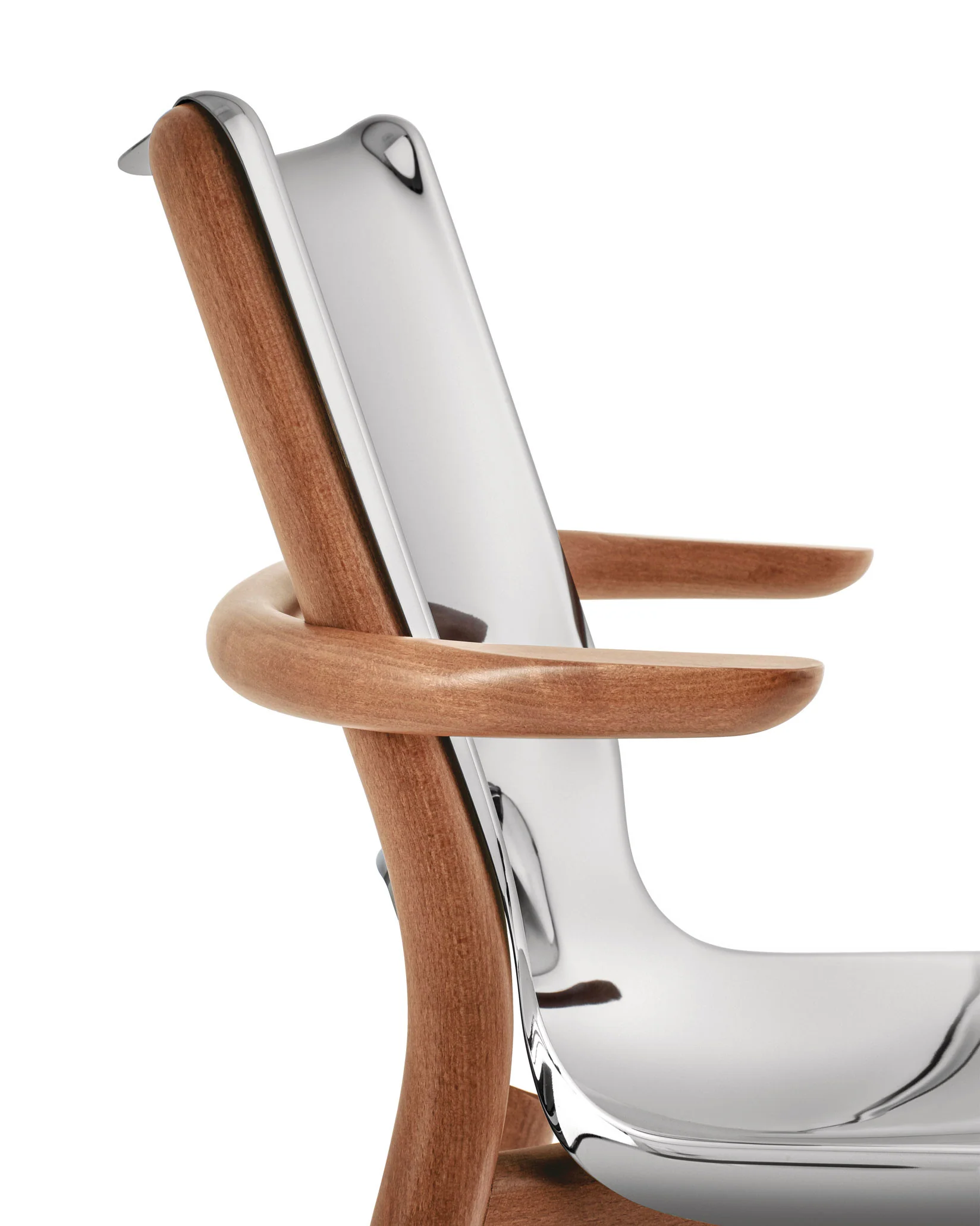 Poêle Collection Monoshell chair with armrests Design Philippe Starck