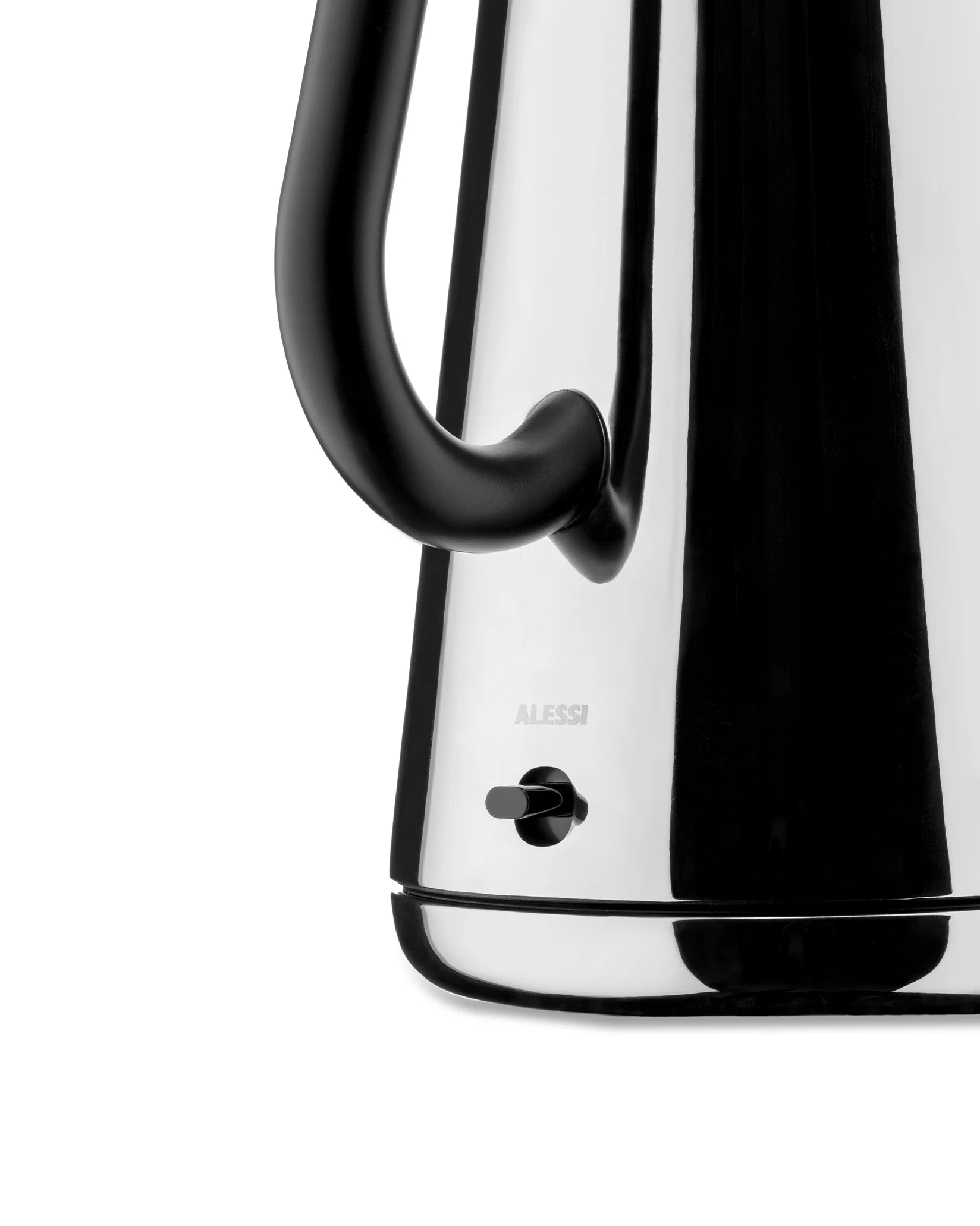 Toru Electric kettle. British plug Design Nendo