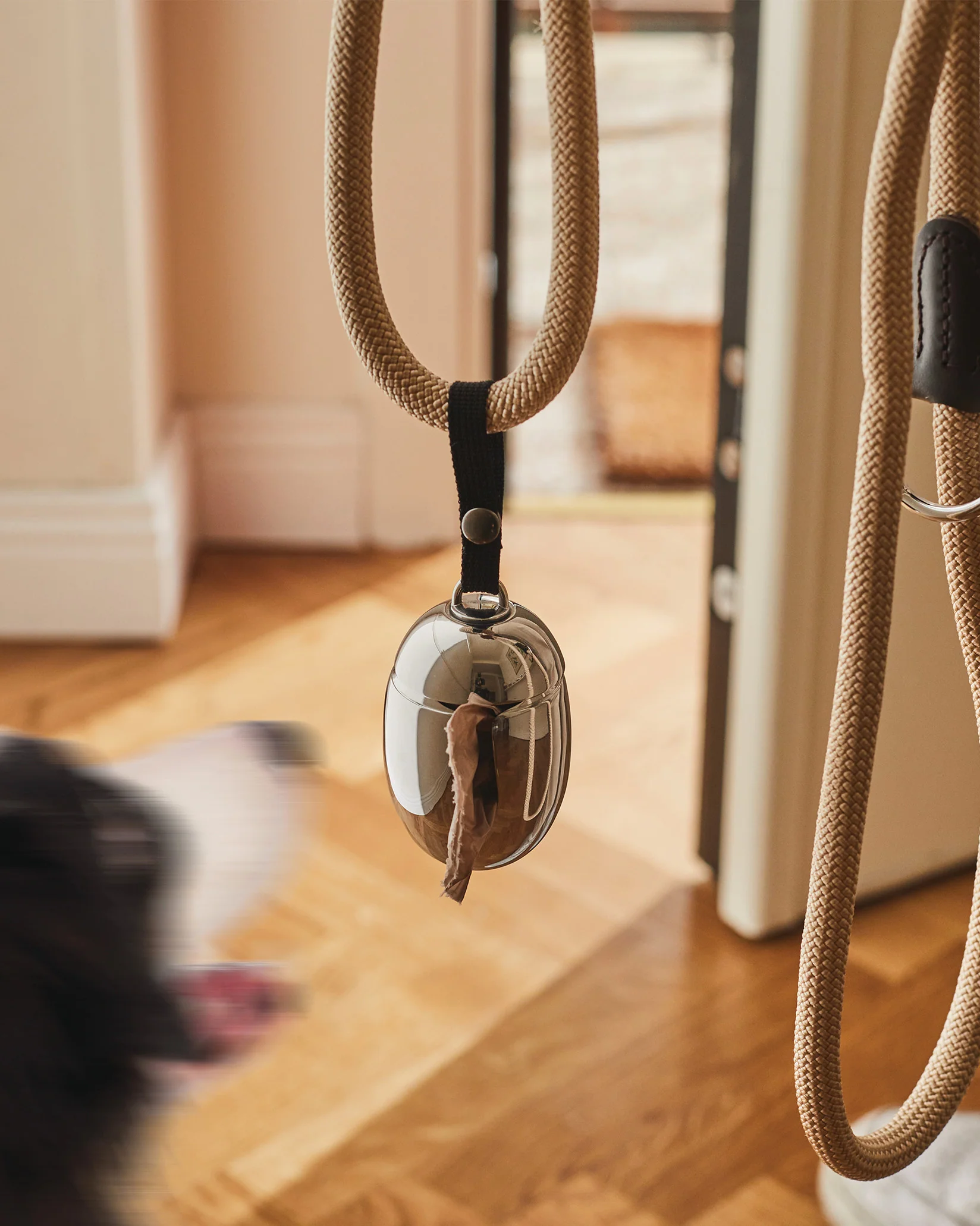 Acino Dog waste bag dispenser Design Miriam Mirri