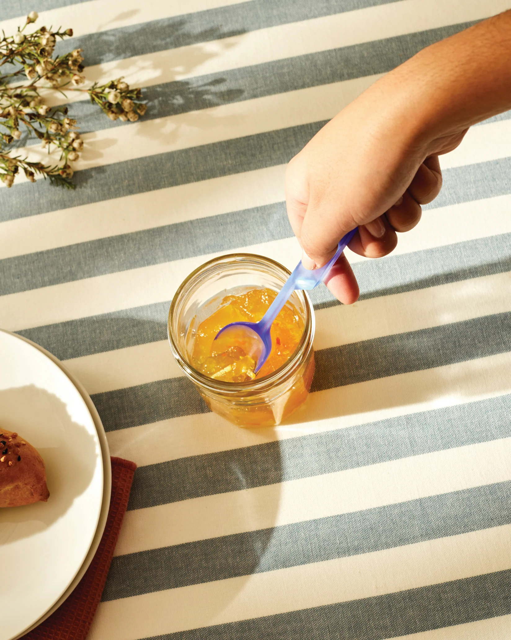 Sleek Spoon for jars Design Achille Castiglioni, Pier Giacomo Castiglioni