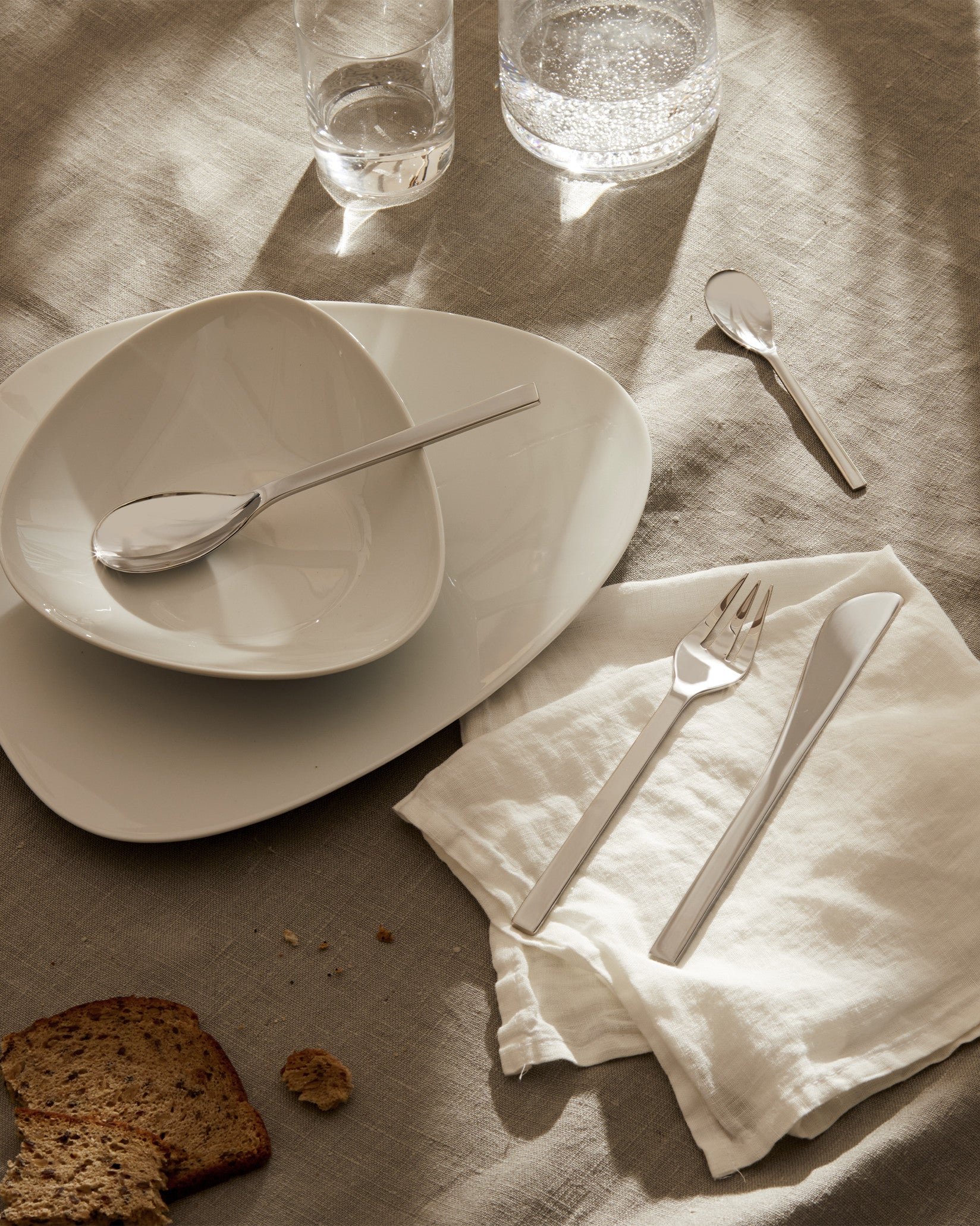 Colombina collection Cutlery set 24 pieces Design Doriana e Massimiliano Fuksas
