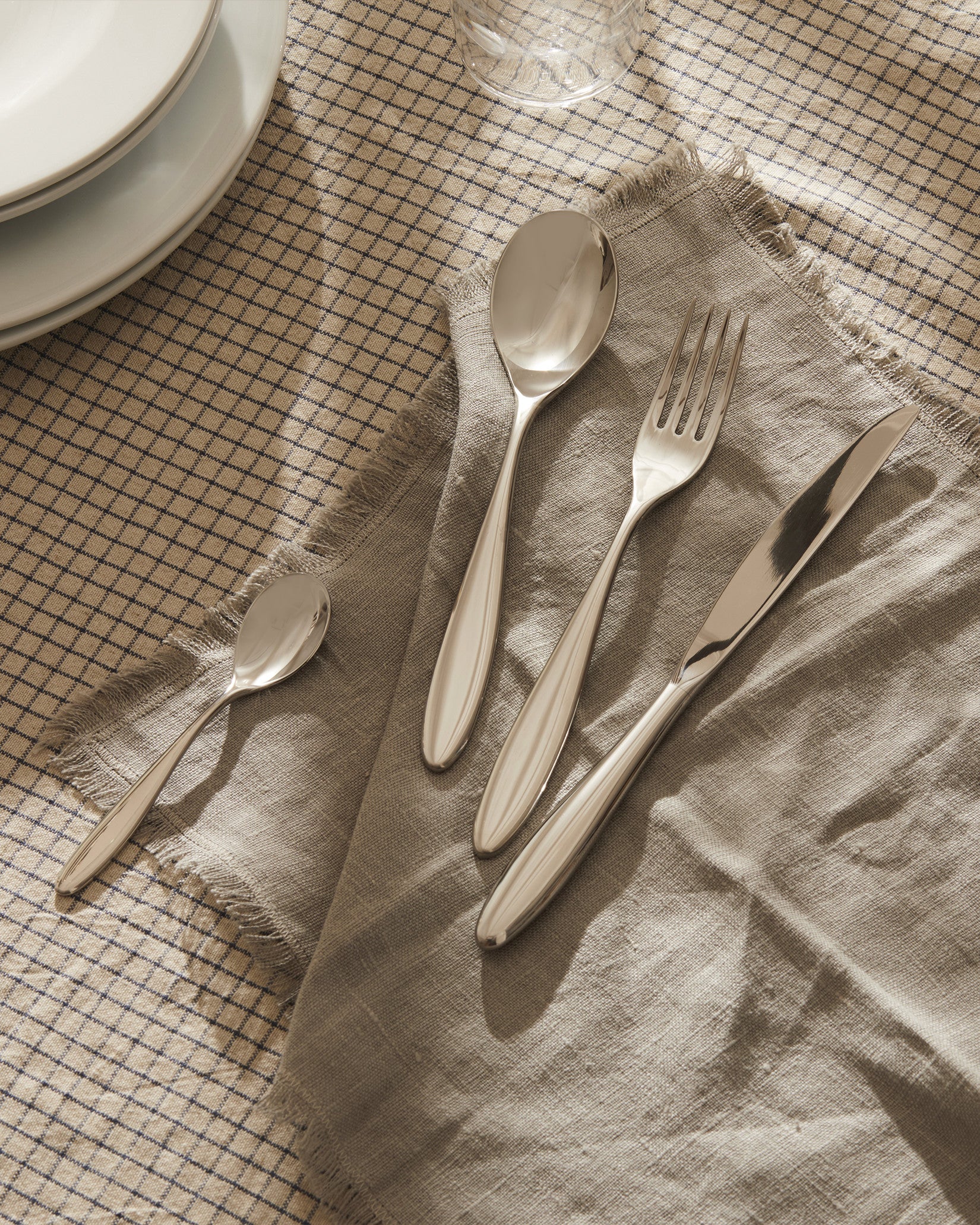 Mami Cutlery set 24 pieces Design Stefano Giovannoni
