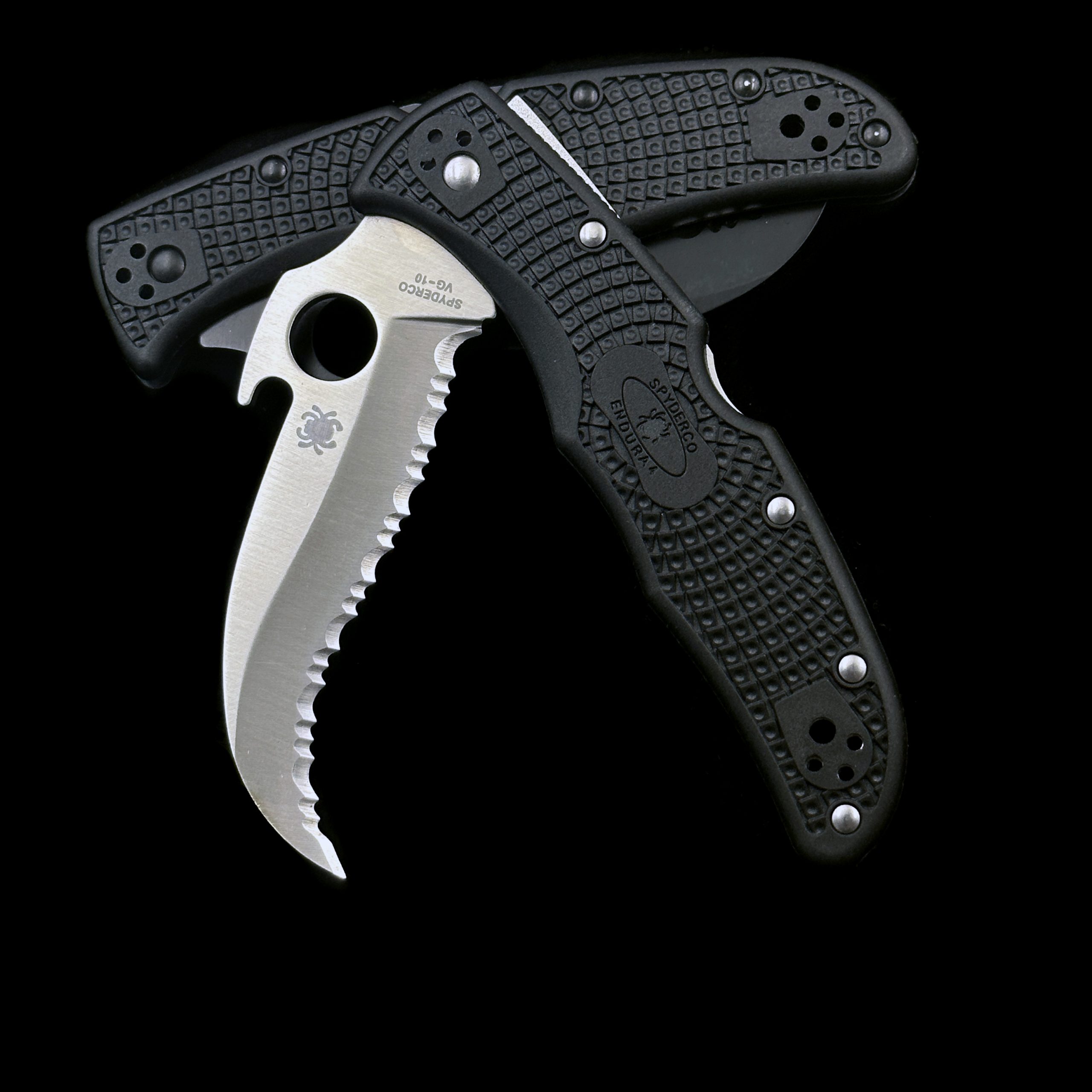 C12 Matriarch 2 Emerson Knife