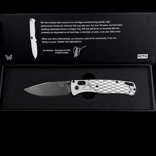 NEW 2025 BM 535-09 Bugout AXIS Knife