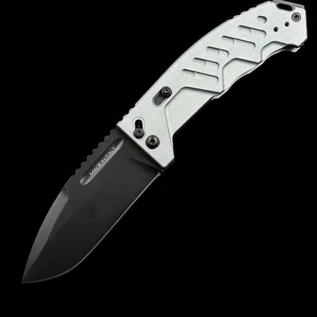 Extrema RAO C Crossbar Lock Folding Knife