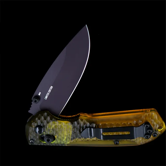 BM Mini 565-PEI Freek AXIS Folding Knife