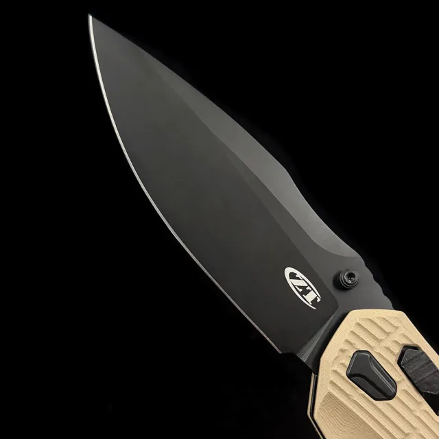 Z Tolerance Model 0203 DuraLock Folding Knife