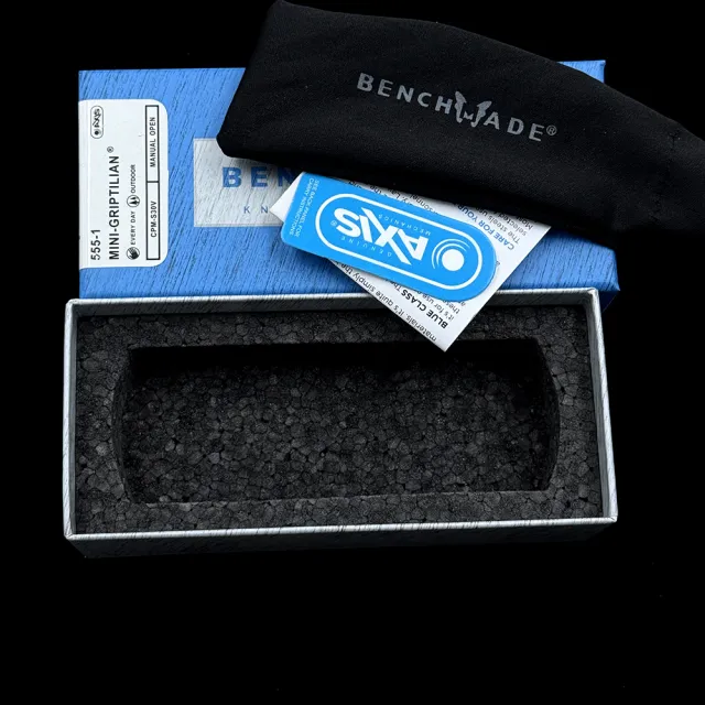 BM MINI 555-1 556-1 Griptilian AXIS Bearing Carbon fiber handle Folding Knife