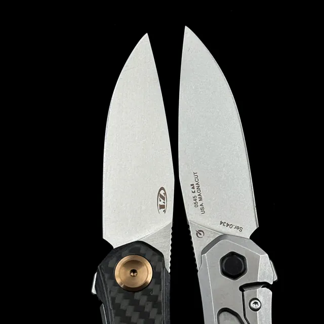 ZT 0545 Flipper Knife CPM MagnaCut Blade, Carbon Fiber Handle Outdoor Camping Hunting Pocket EDC Tool Knife