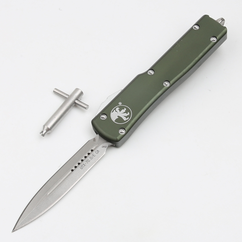 MT UTX70 Mini AUTO Knife