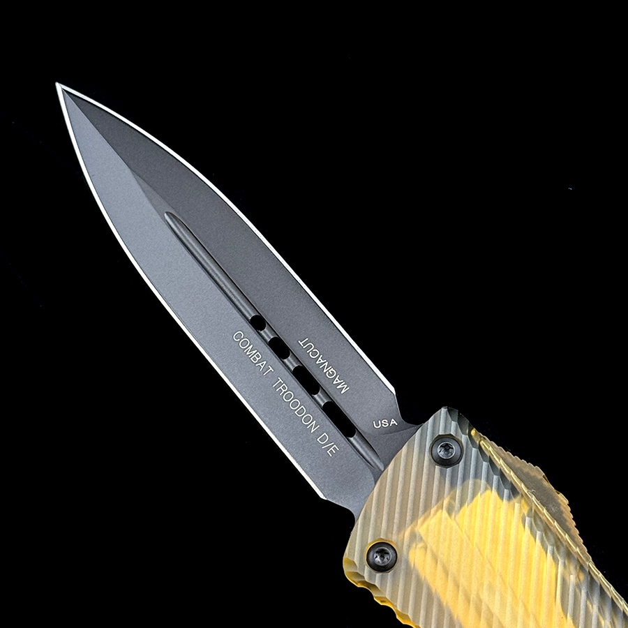 2023 MT Combat Troodon  knife D/E Fluted Ultem Top and Button DLC Magnacut Standard DLC Hardware Signature Series 142-1DLCTULS