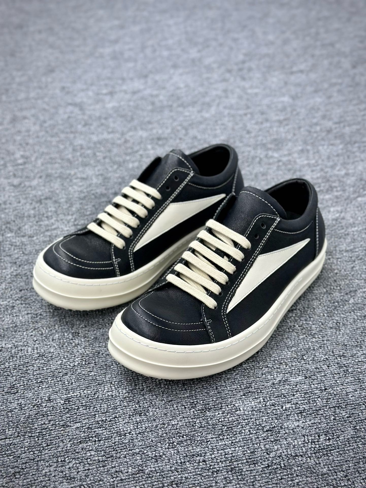 Rick Owen.s Sneaker
