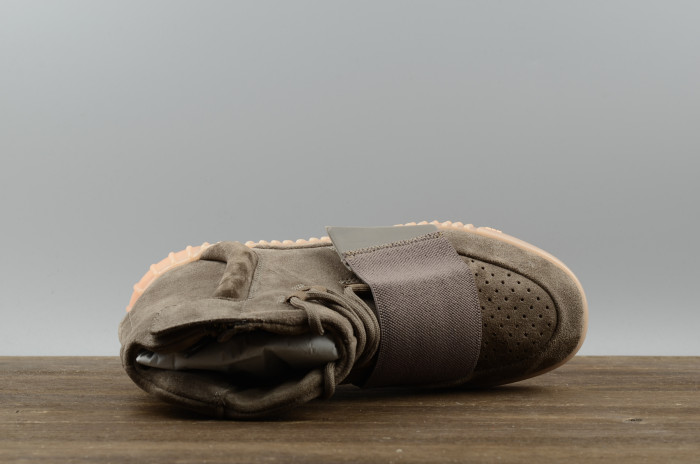 adidas Yeezy 750 Boost Light Brown BY2456