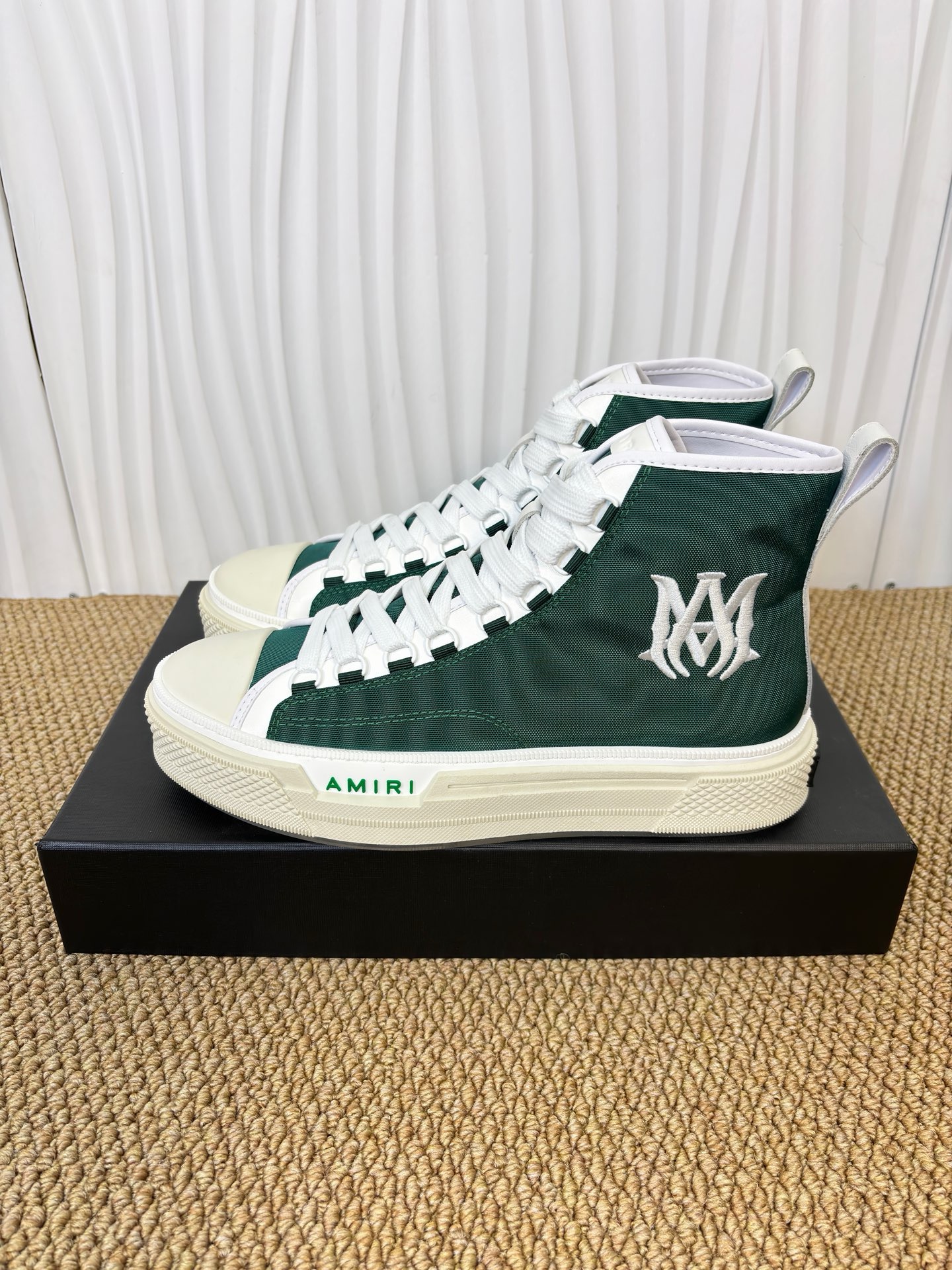AMIRI STARS Sneakers