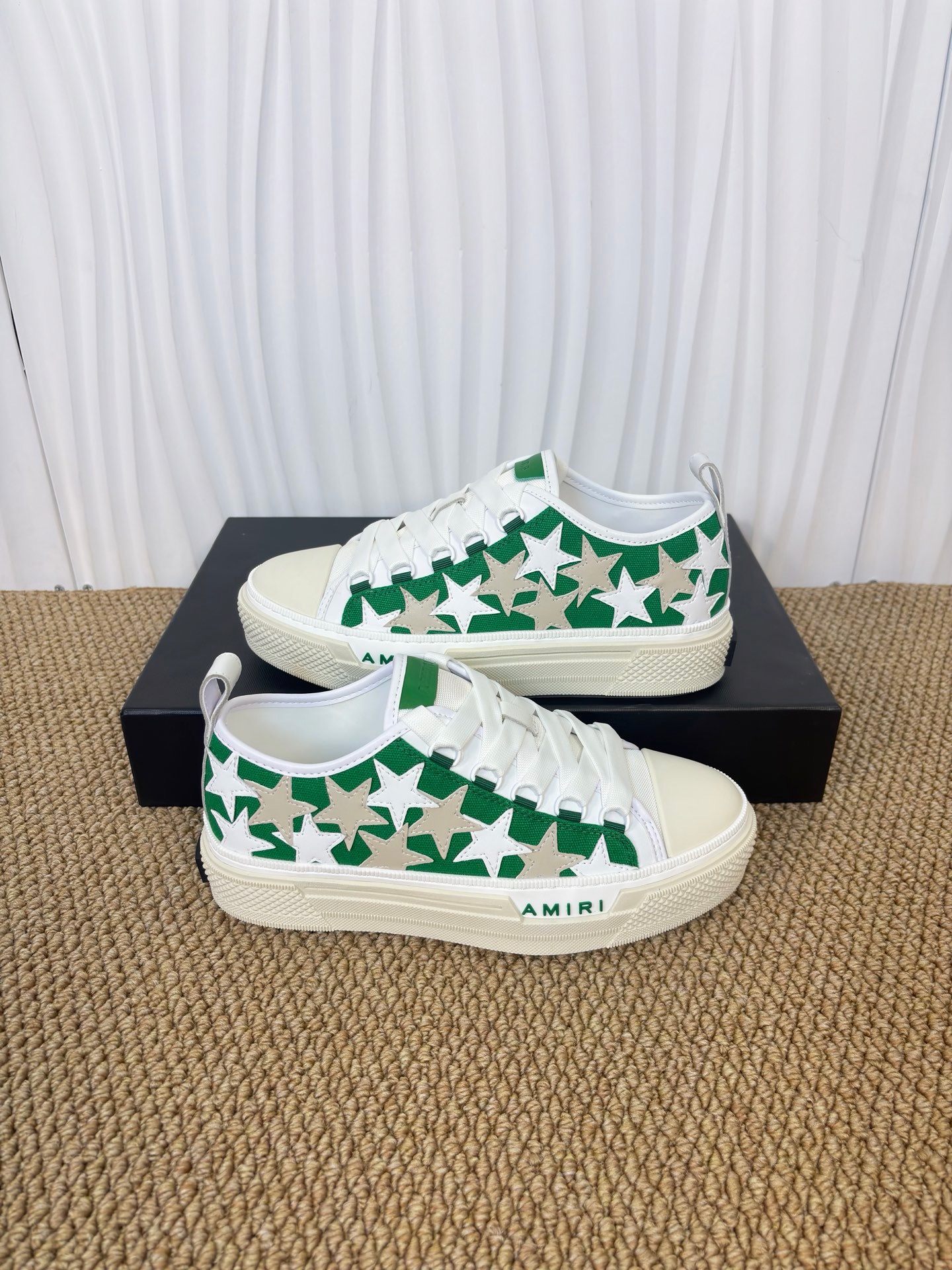AMIRI STARS Sneakers