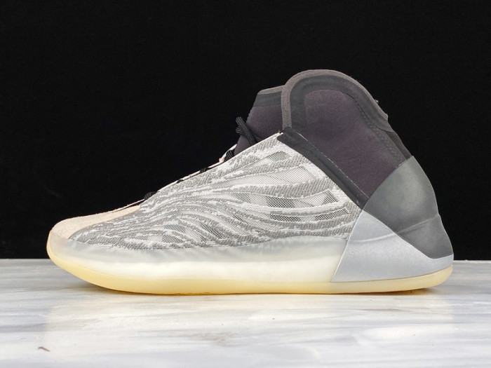 Adidas YZY QNTM “Yeezy Quantum” Q46473