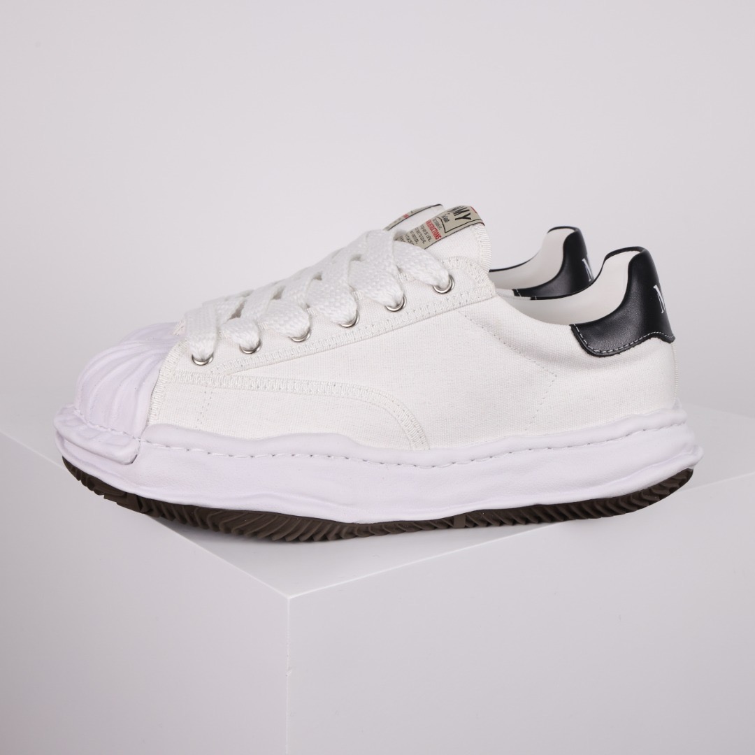 MAISON MIHARA YASUHIRO MMY Sneaker