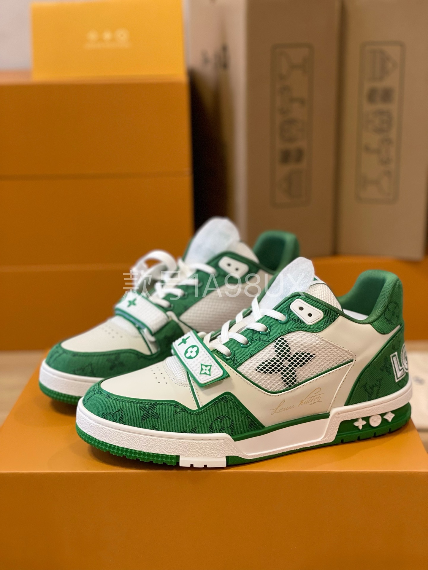 Loui Vuitto TRAINER SNEAKER