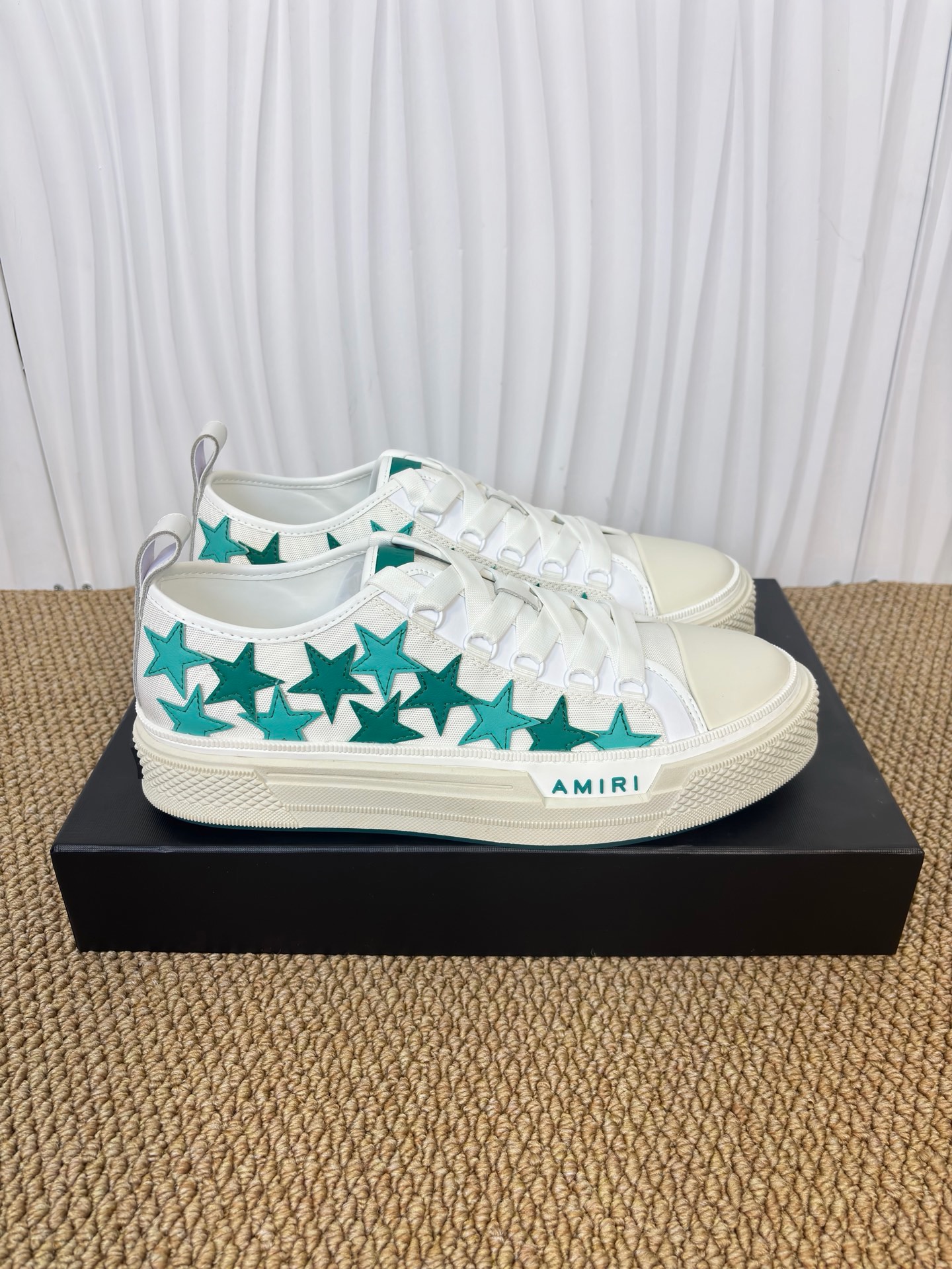 AMIRI STARS Sneakers