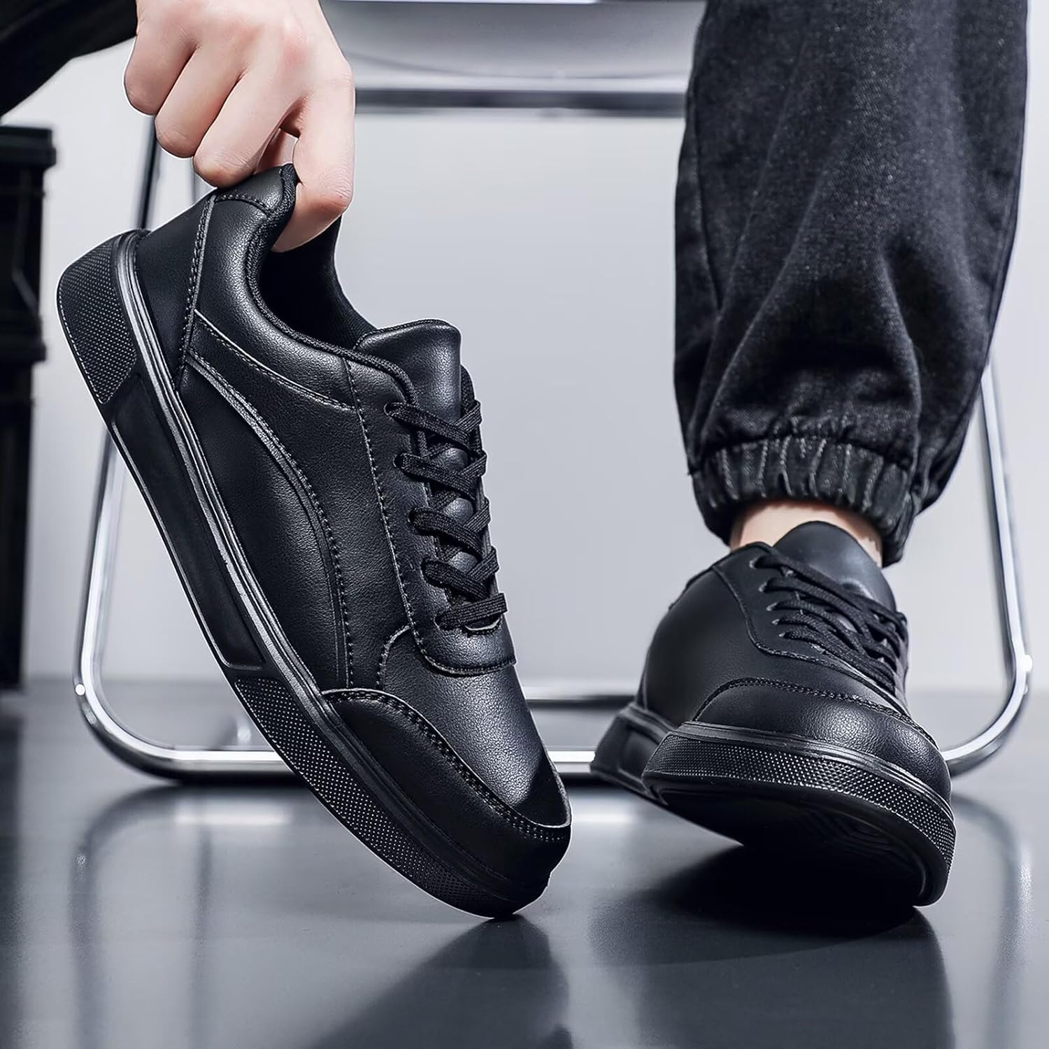 Men's Casual Sneakers Lightweight Fashion Walking Shoes Low Top PU Leather Classic Skate Shoe