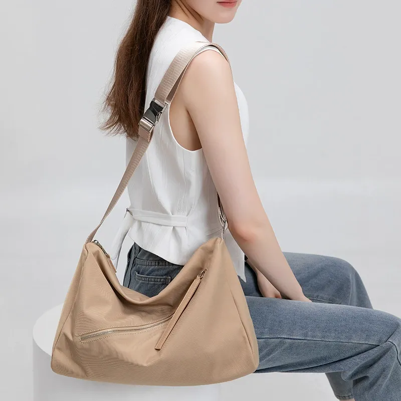 Kalidorexis Soft Leather Hobo Crossbody Bag
