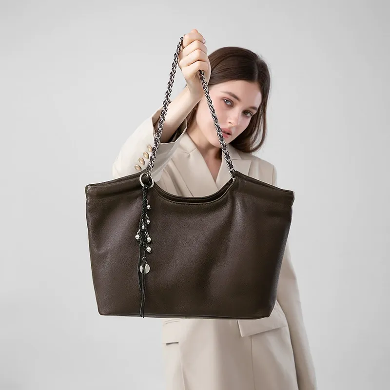 Kalidorexis Chain Handle Leather Tote Bag