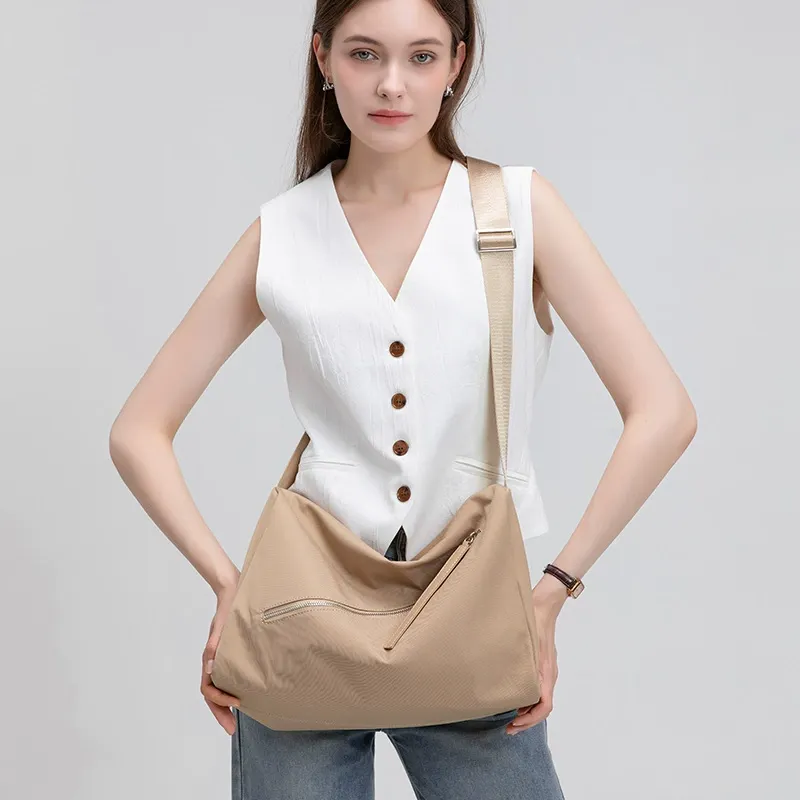 Kalidorexis Soft Leather Hobo Crossbody Bag