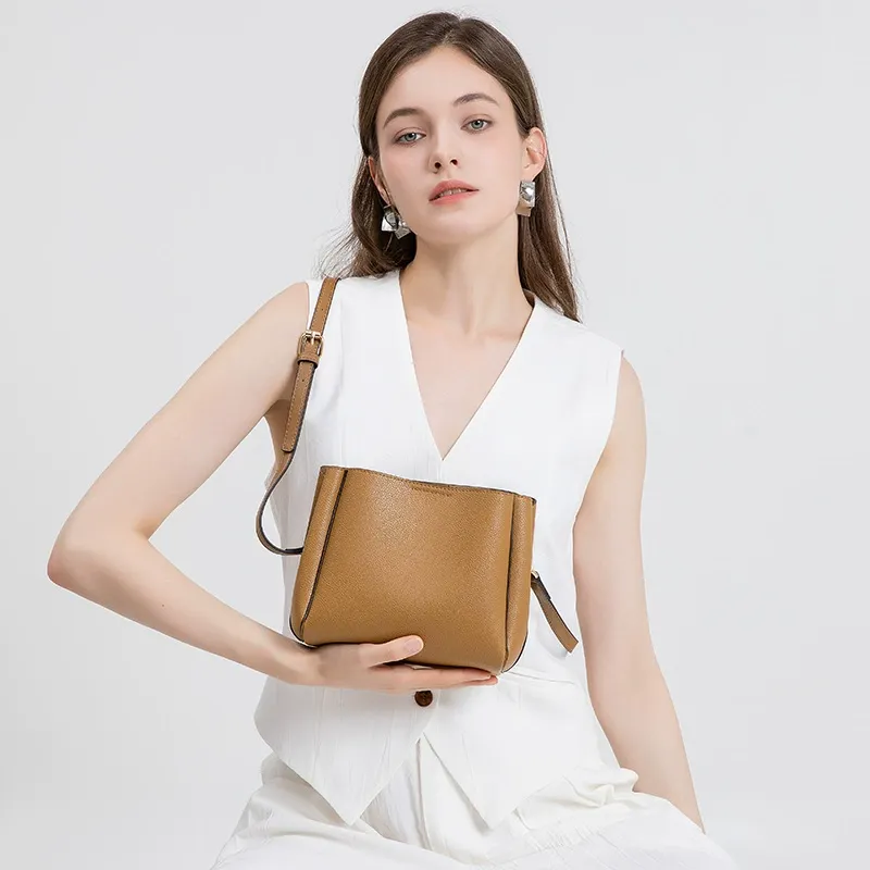 Kalidorexis Structured Leather Bucket Crossbody Bag