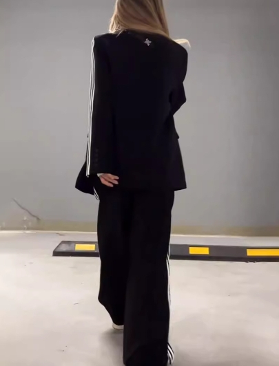 European and American loose long sleeved woven belt splicing sports suit, two piece set of trousers